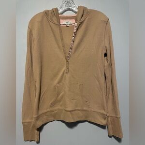 Cozy Women's Hooded Waffle Pullover in Tan